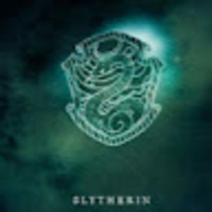 Meet your Posher, Adrianne